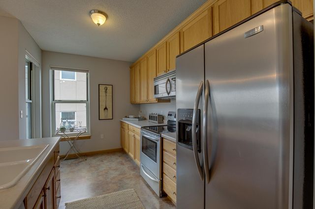 680 N 2nd Street 406, Minneapolis, MN 55401