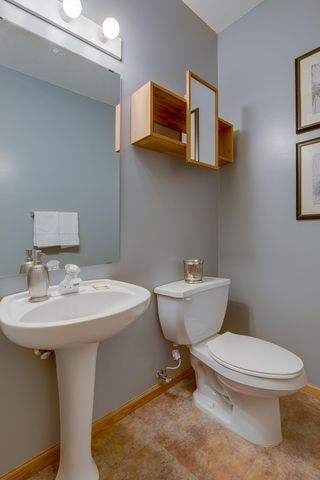 680 N 2nd Street 406, Minneapolis, MN 55401