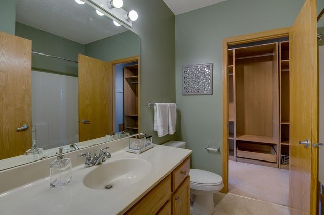 680 N 2nd Street 406, Minneapolis, MN 55401