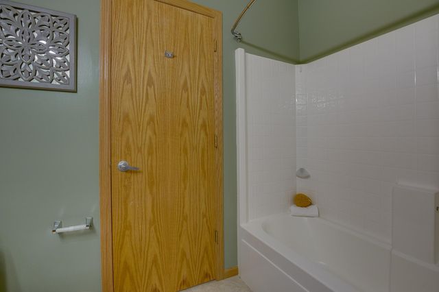 680 N 2nd Street 406, Minneapolis, MN 55401