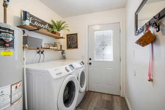 18689 W Spring Lake Road, Spring Lake, MI 49456