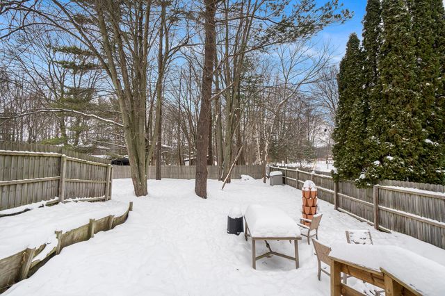 18689 W Spring Lake Road, Spring Lake, MI 49456