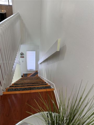 9525 SW 148th Ave Cir, Miami, FL 33196