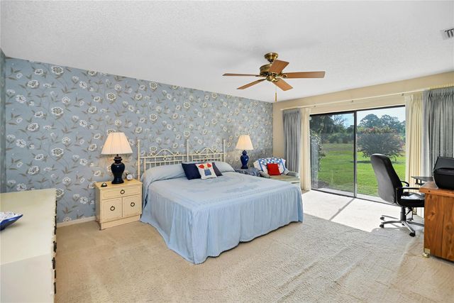 821 N GOLF COURSE DRIVE, Crystal River, FL 34429