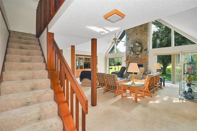 821 N GOLF COURSE DRIVE, Crystal River, FL 34429