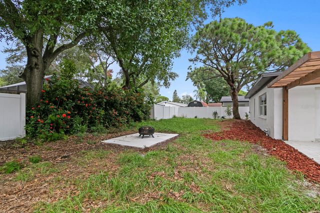 6795 14TH STREET S, St Petersburg, FL 33705