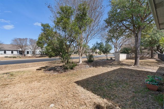 225 Winter DR, Georgetown, TX 78633