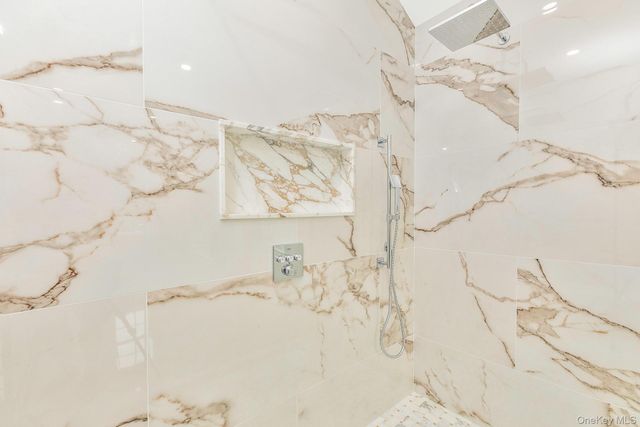 66 Peters Lane, Westhampton Beach, NY 11978