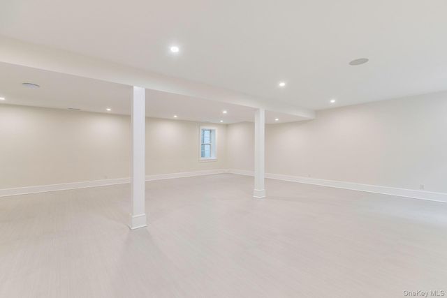 66 Peters Lane, Westhampton Beach, NY 11978