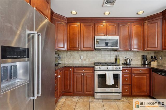 420 William Street, Somerville, NJ 08876