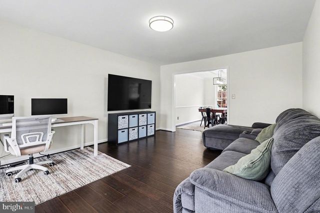 7415 STERLING DR, Fredericksburg, VA 22407