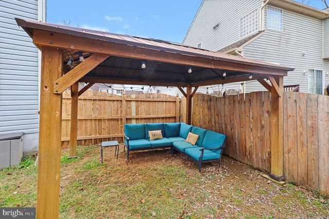 7415 STERLING DR, Fredericksburg, VA 22407