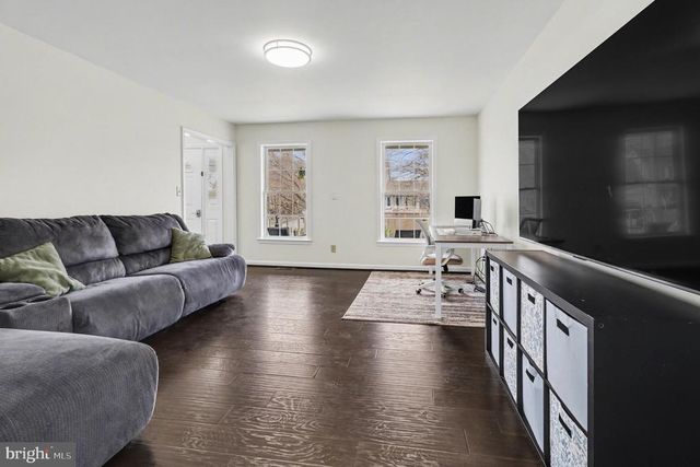 7415 STERLING DR, Fredericksburg, VA 22407