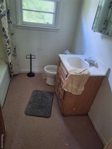 4124 Randolph Street, Saginaw, MI 48601