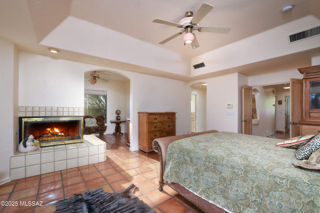 7095 N Corte Del Anuncio, Tucson, AZ 85718