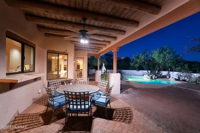 7095 N Corte Del Anuncio, Tucson, AZ 85718