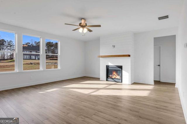 165 Willow Bend Road, Hiram, GA 30141