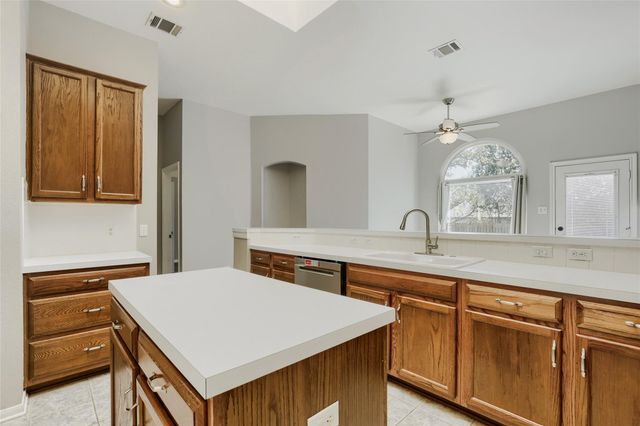 1408 Colby LN, Cedar Park, TX 78613