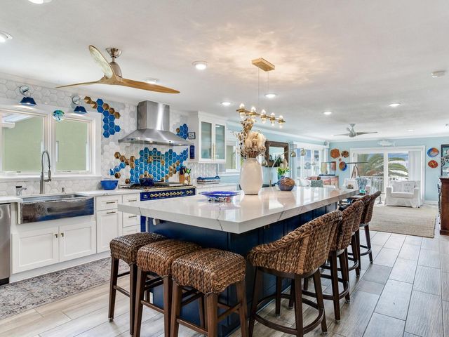 511 161ST AVENUE, Redington Beach, FL 33708