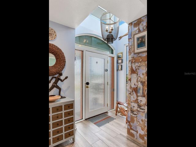 511 161ST AVENUE, Redington Beach, FL 33708