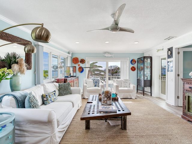 511 161ST AVENUE, Redington Beach, FL 33708