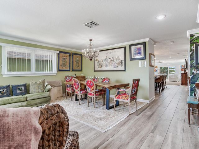 511 161ST AVENUE, Redington Beach, FL 33708