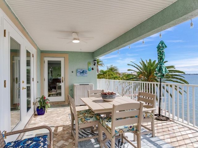 511 161ST AVENUE, Redington Beach, FL 33708