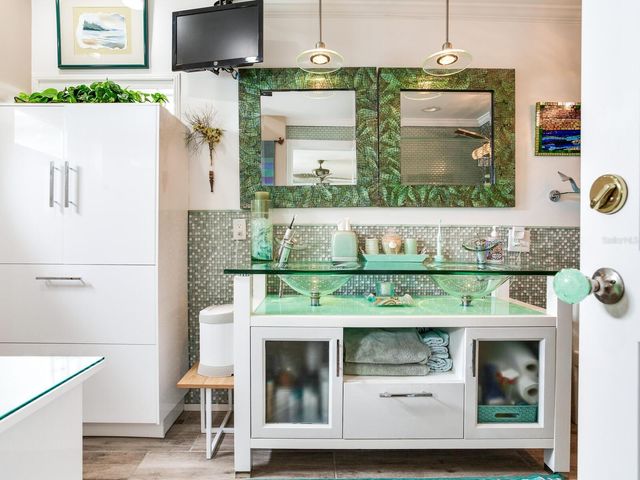 511 161ST AVENUE, Redington Beach, FL 33708