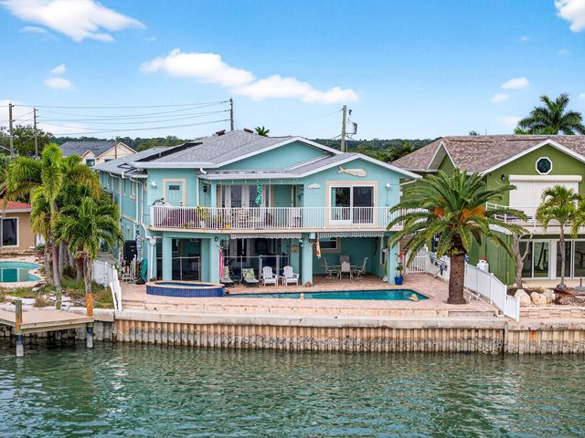 511 161ST AVENUE, Redington Beach, FL 33708