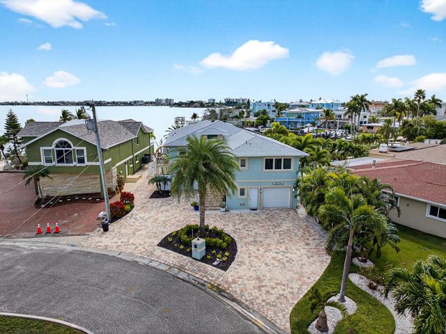 511 161ST AVENUE, Redington Beach, FL 33708