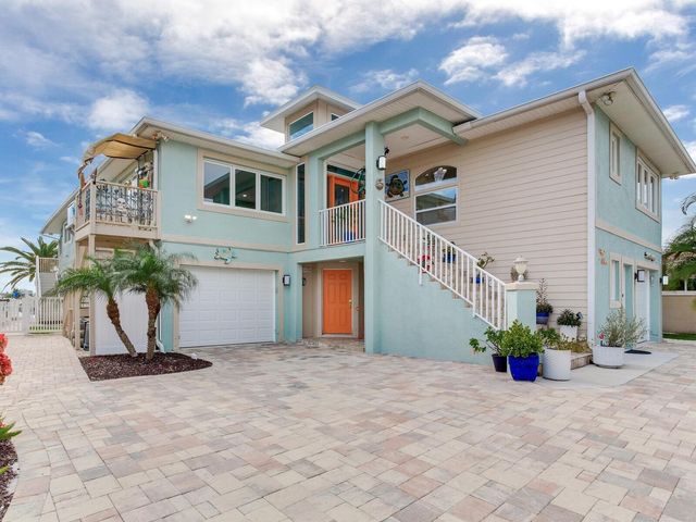 511 161ST AVENUE, Redington Beach, FL 33708
