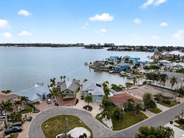 511 161ST AVENUE, Redington Beach, FL 33708