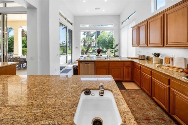 81015 Golf View Drive, La Quinta, CA 92253