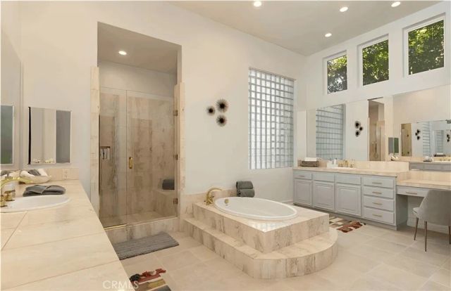 81015 Golf View Drive, La Quinta, CA 92253