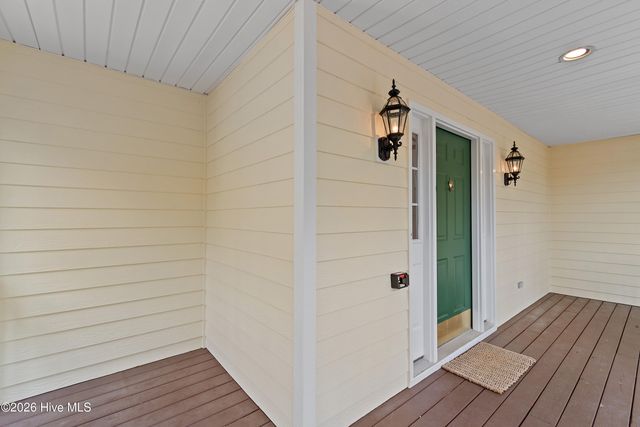 3589 Sanderling Drive SE, Southport, NC 28461