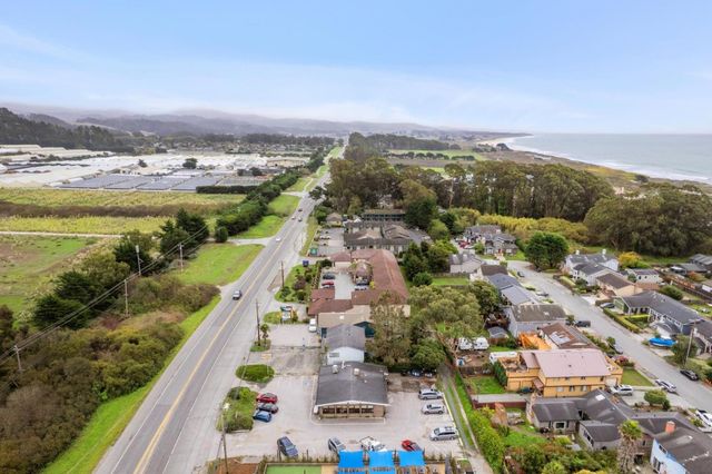 3048 Cabrillo Highway, Half Moon Bay, CA 94019