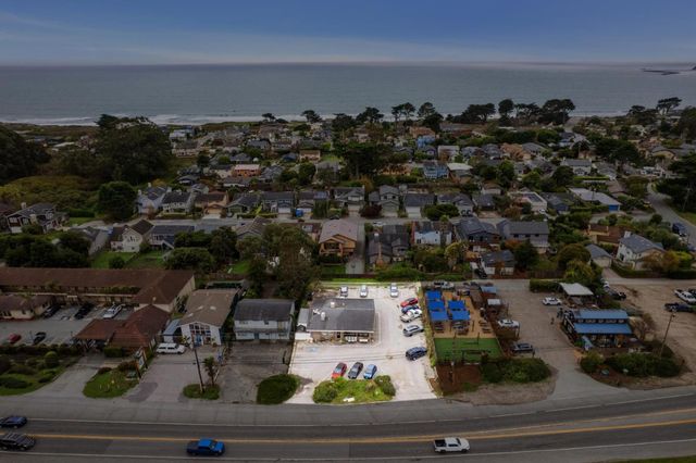 3048 Cabrillo Highway, Half Moon Bay, CA 94019
