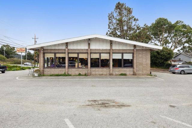 3048 Cabrillo Highway, Half Moon Bay, CA 94019
