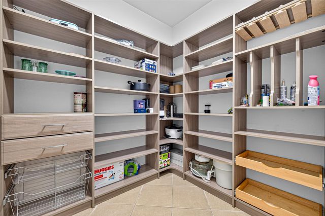 9106 Fuqua Breeze Drive, Houston, TX 77075