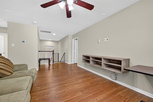 9106 Fuqua Breeze Drive, Houston, TX 77075