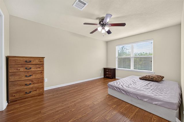 9106 Fuqua Breeze Drive, Houston, TX 77075