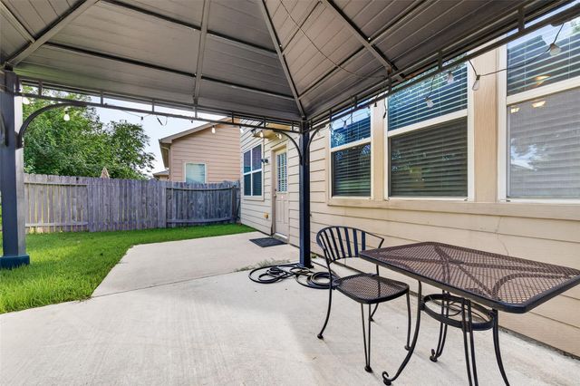 9106 Fuqua Breeze Drive, Houston, TX 77075