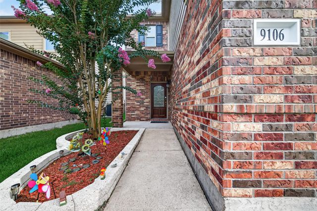 9106 Fuqua Breeze Drive, Houston, TX 77075
