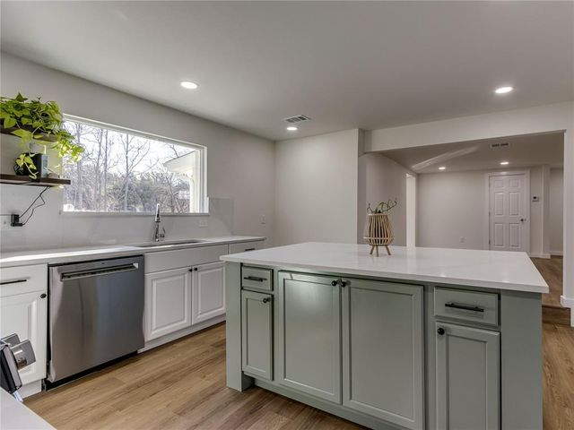 8300 S Anderson Road, Oklahoma City, OK 73150