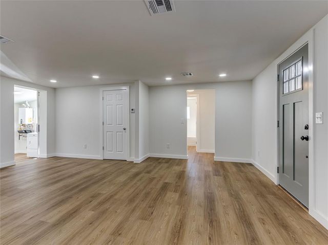 8300 S Anderson Road, Oklahoma City, OK 73150