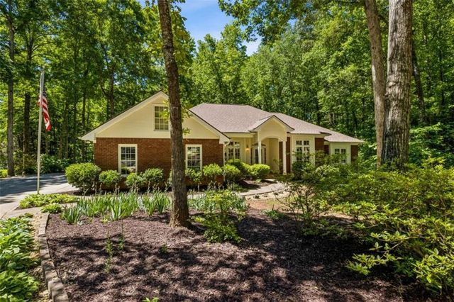 1072 Regency Park Drive, Braselton, GA 30517