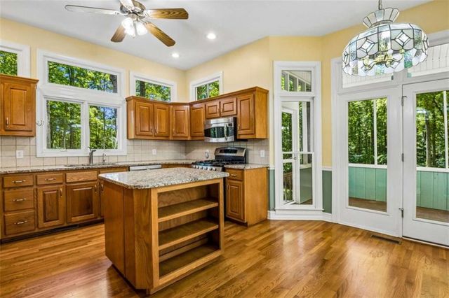 1072 Regency Park Drive, Braselton, GA 30517