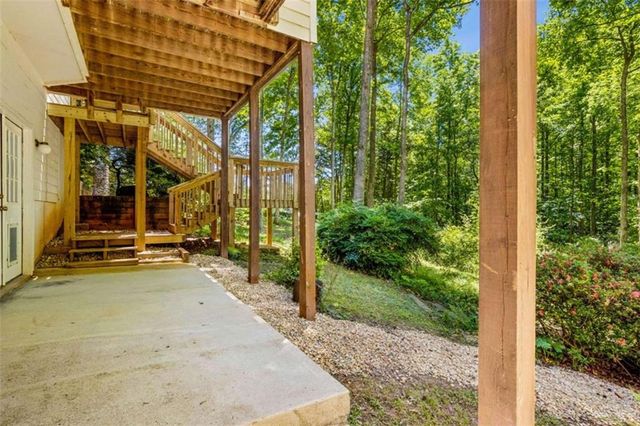 1072 Regency Park Drive, Braselton, GA 30517