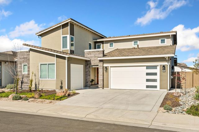 9042 Elliott Springs Dr, Elk Grove, CA 95624