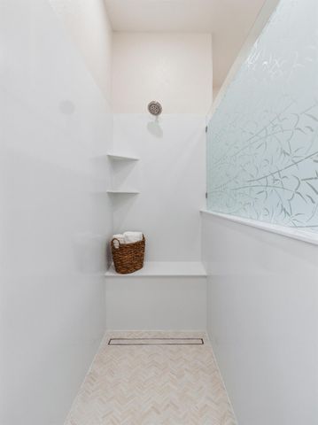 9042 Elliott Springs Dr, Elk Grove, CA 95624